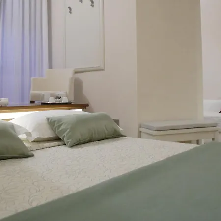 Renaissance 3*