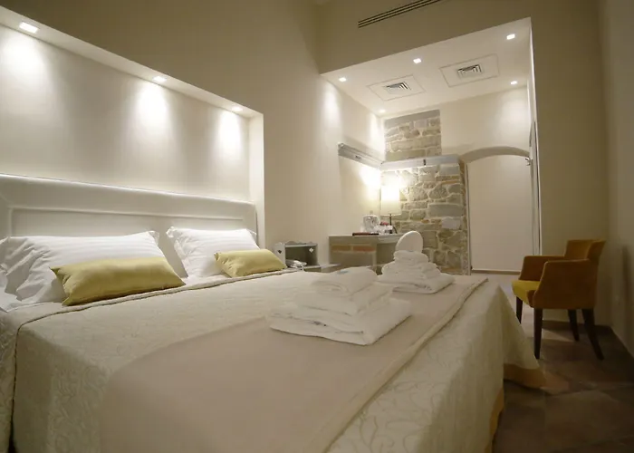 Renaissance 3*