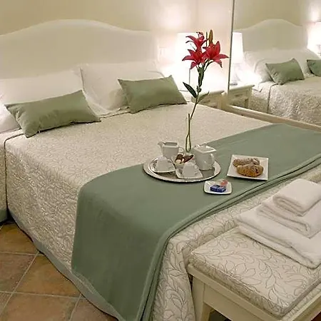 Renaissance 3*