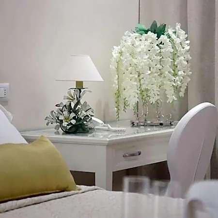 Hotel Renaissance 3*