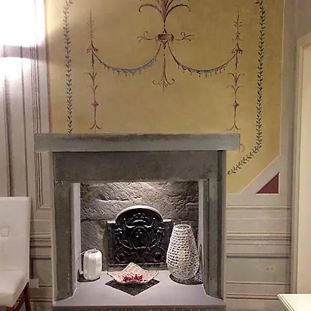 Renaissance Hotel 3*