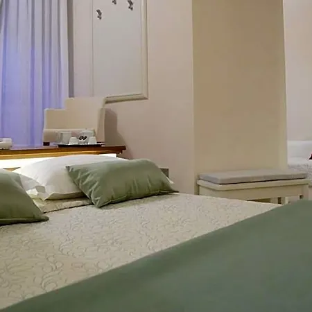 Renaissance 3*