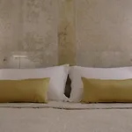 Renaissance Отель