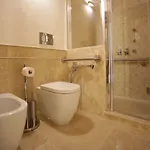 Отель Renaissance 3*