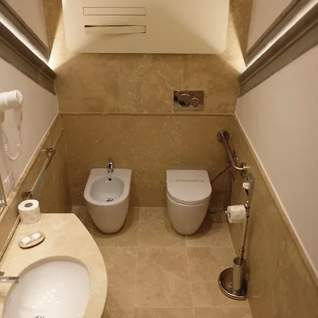 Renaissance Szálloda 3*